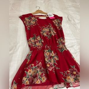 NWT Betsy Johnson red tunic with cut out back.